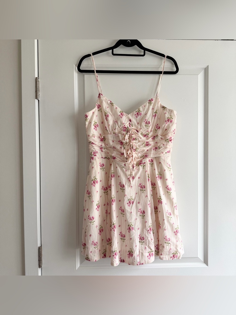 Francesca’s Trixxi Pink & White Floral Striped Mini Dress NWT